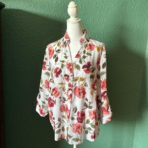 Fortune + Ivy blouse
Size L
Color white, pink and green